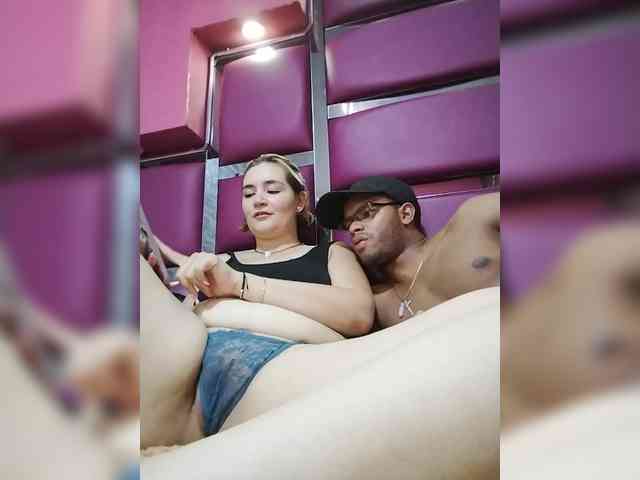 Marcoandluna webcam
