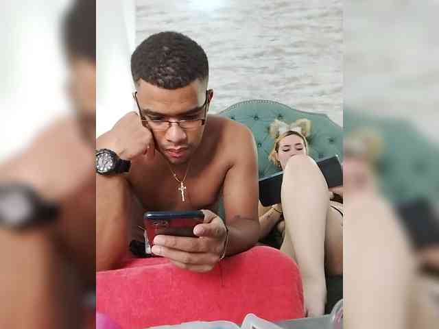 Marcoandluna webcam