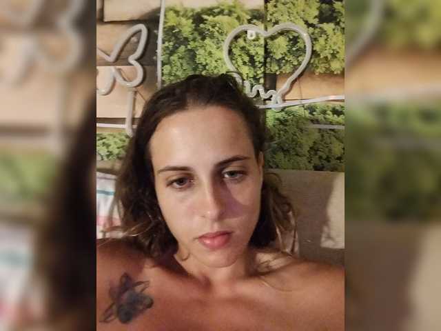 Mirabeli live webcam show
