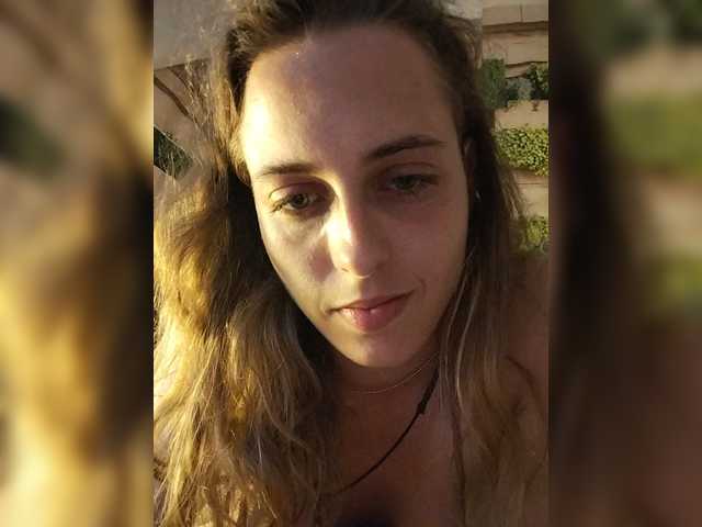 Mirabeli live cam on BongaCams