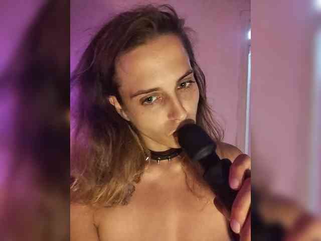 Mirabeli Live Webcam on BongaCams