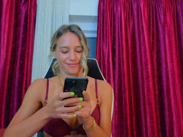 KimAngels777 live cam on BongaCams