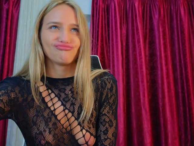 KimAngels777 live cam on BongaCams