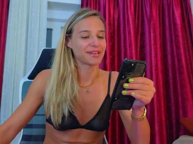 KimAngels777 live cam on BongaCams