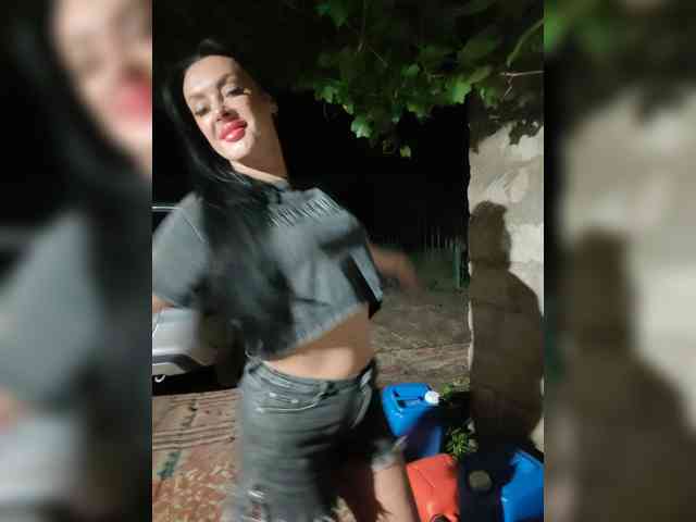 MiaKiss webcam