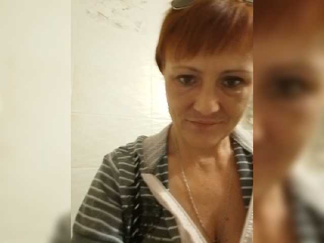 Lubanja4455 live cam on BongaCams