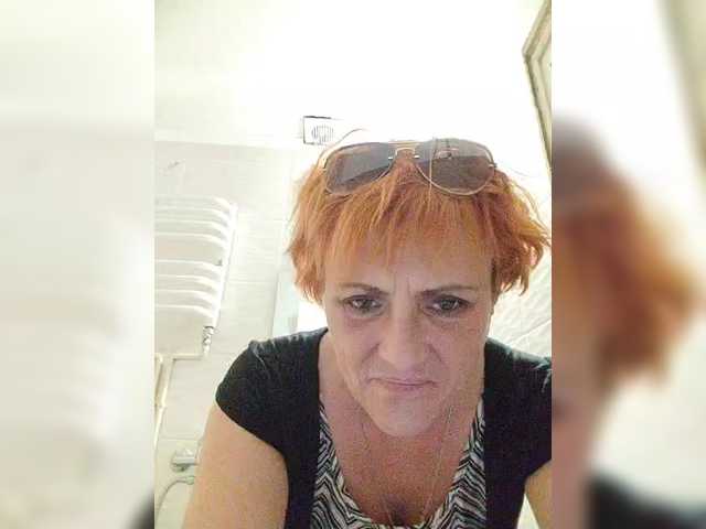 Lubanja4455 live cam on BongaCams