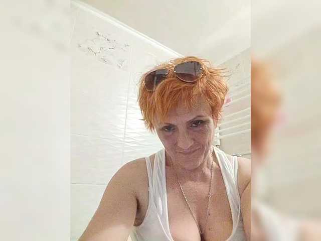 Lubanja4455 live cam on BongaCams