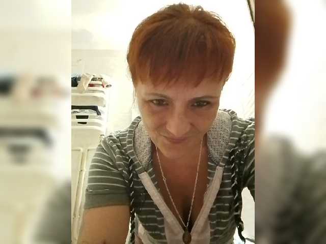 Lubanja4455 live cam on BongaCams