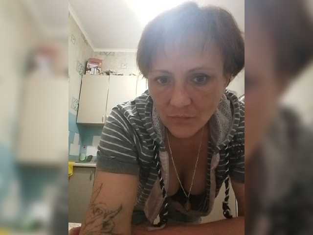 Lubanja4455 live cam on BongaCams