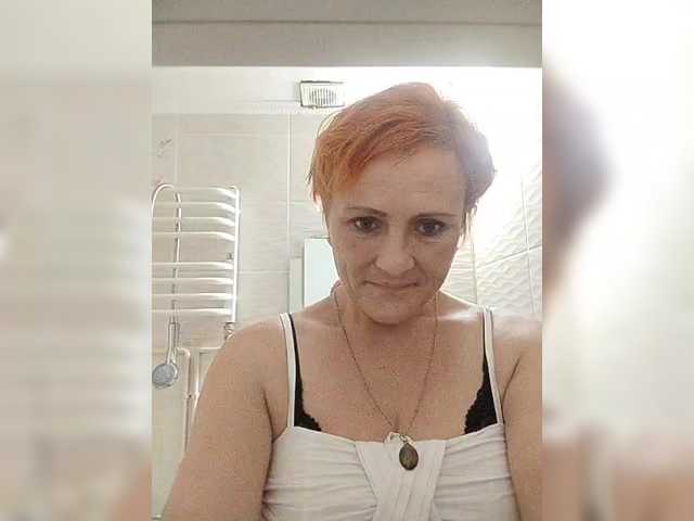 Lubanja4455 live cam on BongaCams