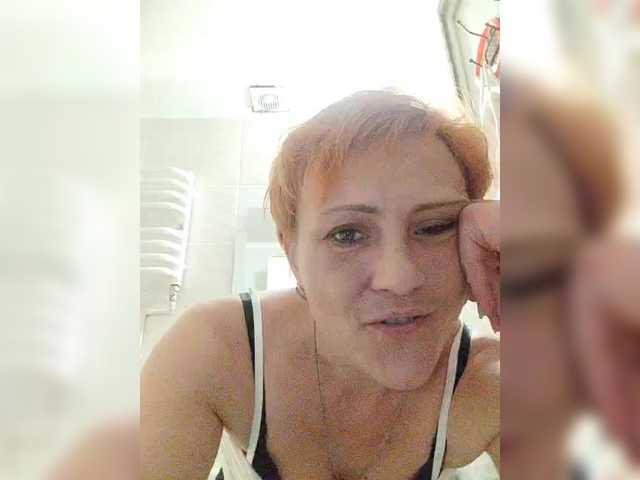 Lubanja4455 live cam on BongaCams