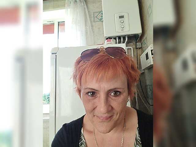 Lubanja4455 live cam on BongaCams