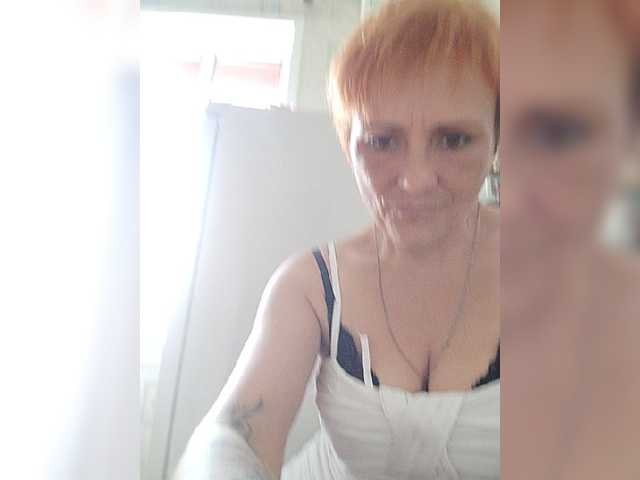 Lubanja4455 live cam on BongaCams