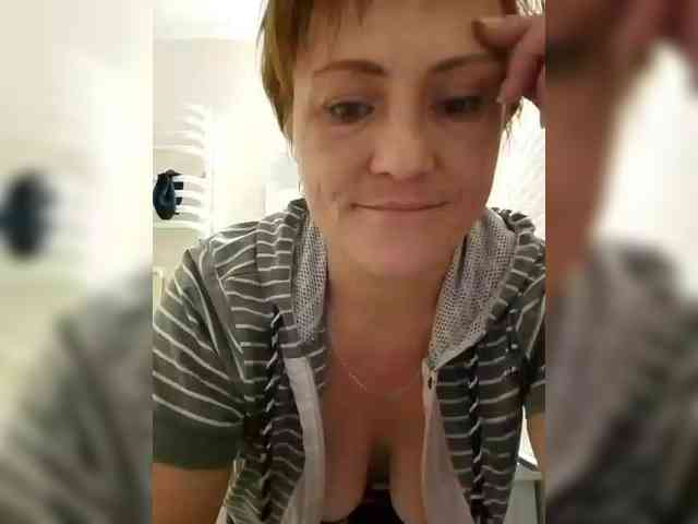 Lubanja4455's cam show statistics and live stream