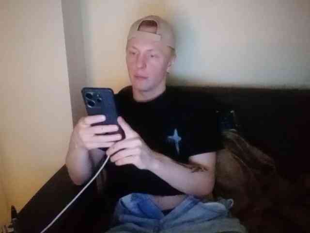 AlexJoV