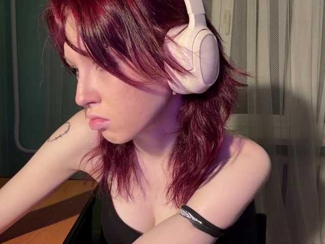 KarriMcinroy live cam on BongaCams