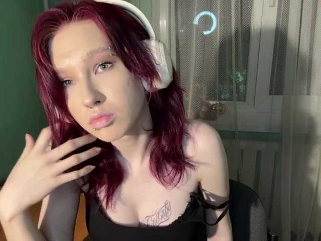 KarriMcinroy live cam on BongaCams