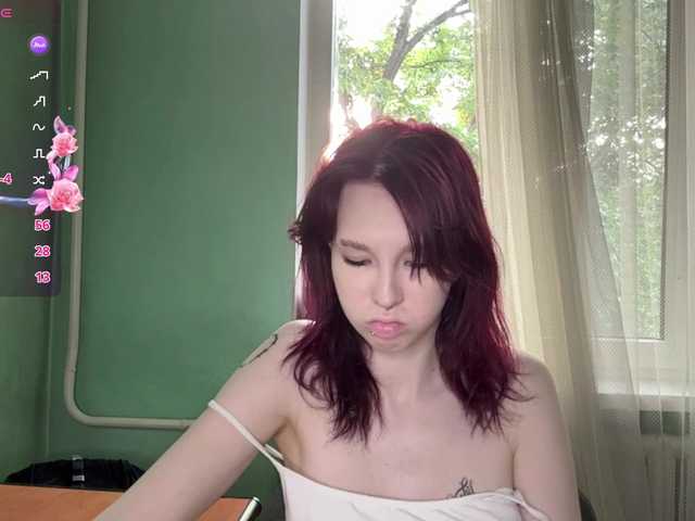 KarriMcinroy live cam on BongaCams