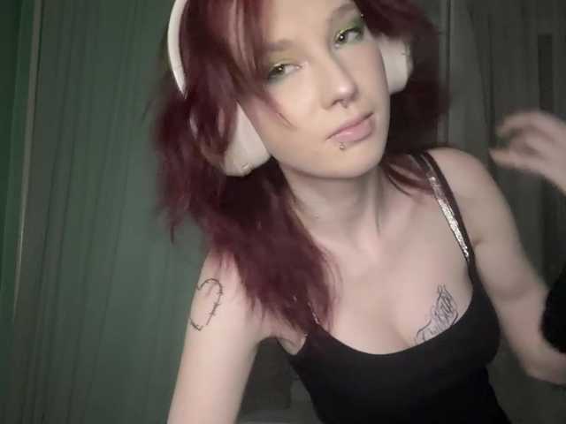 KarriMcinroy live cam on BongaCams