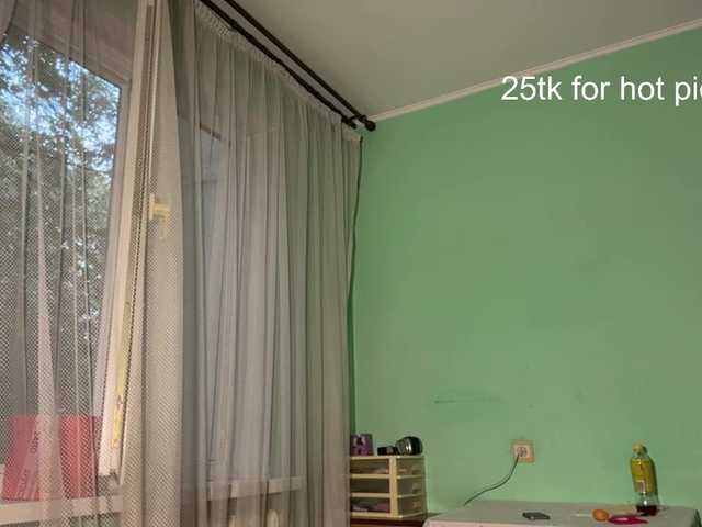 KarriMcinroy live cam