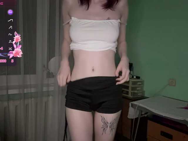 KarriMcinroy live cam on BongaCams