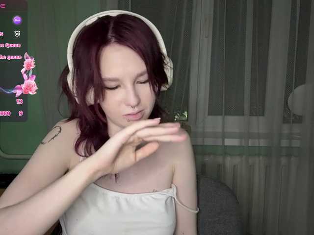 KarriMcinroy live webcam show