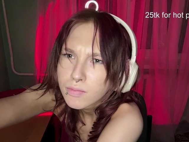 KarriMcinroy live cam on BongaCams