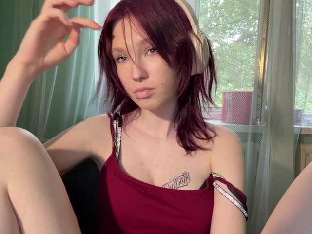 KarriMcinroy live cam on BongaCams