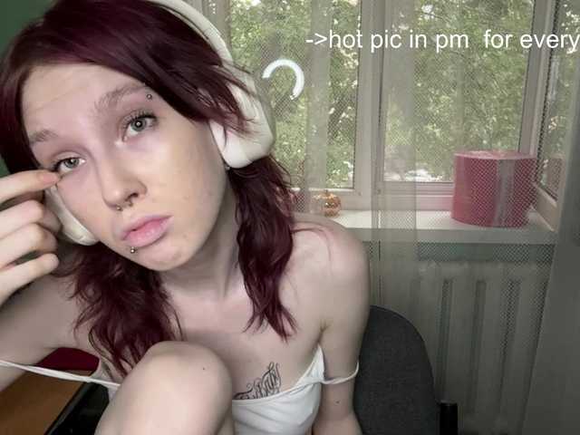 KarriMcinroy live cam on BongaCams