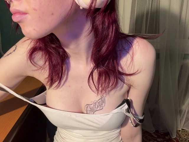 KarriMcinroy live cam on BongaCams