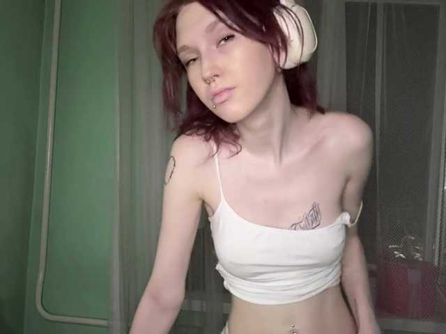 KarriMcinroy live cam on BongaCams
