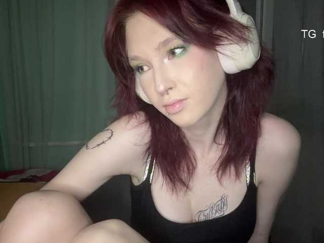 KarriMcinroy live cam on BongaCams