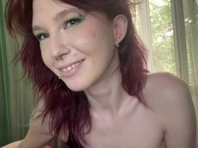 KarriMcinroy live cam on BongaCams