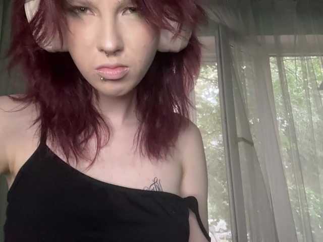 KarriMcinroy live cam on BongaCams