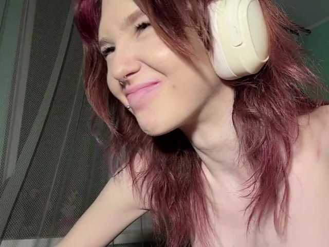KarriMcinroy live cam on BongaCams