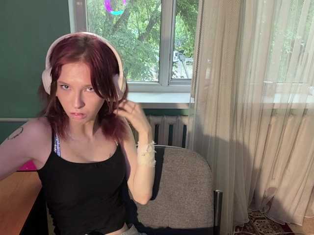 KarriMcinroy live cam on BongaCams