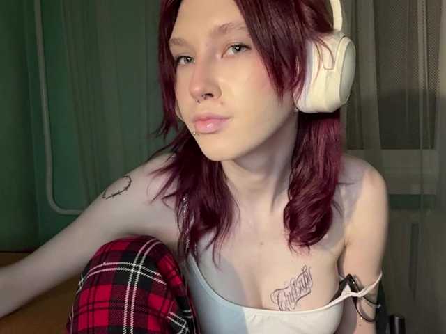 KarriMcinroy live cam on BongaCams