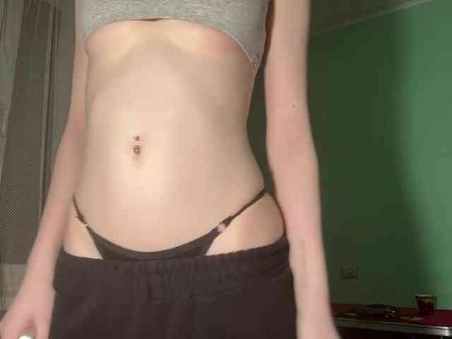 KarriMcinroy webcam