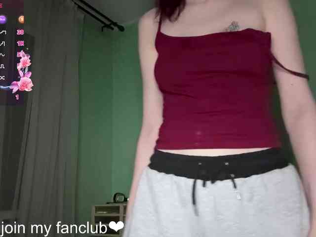 KarriMcinroy webcam