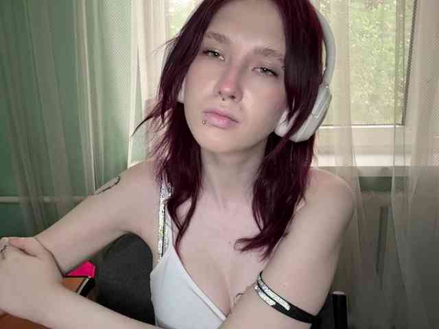 KarriMcinroy webcam