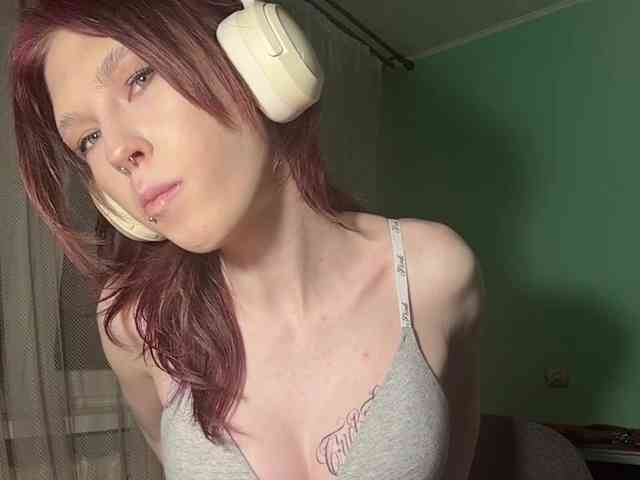 KarriMcinroy webcam