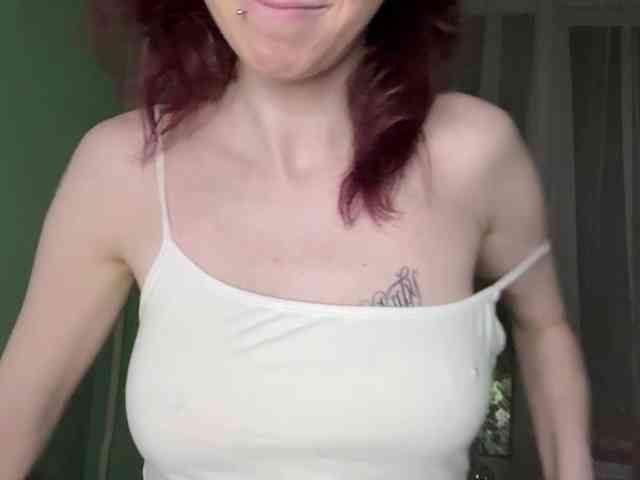 KarriMcinroy webcam
