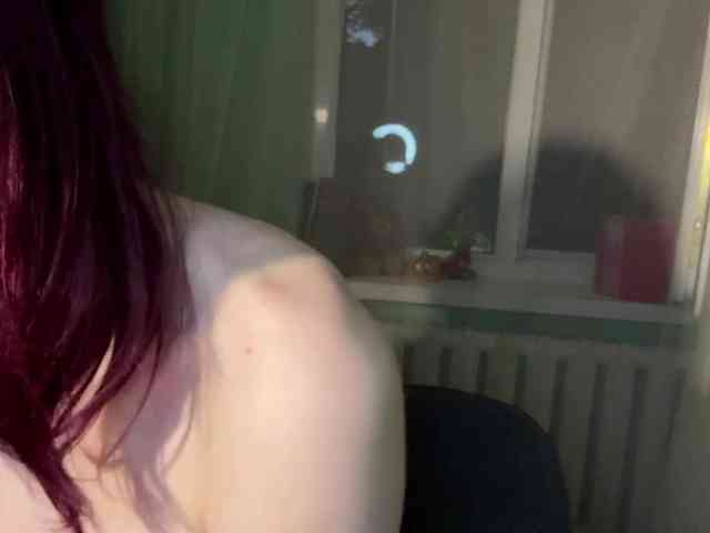KarriMcinroy webcam