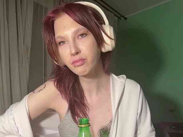 KarriMcinroy webcam