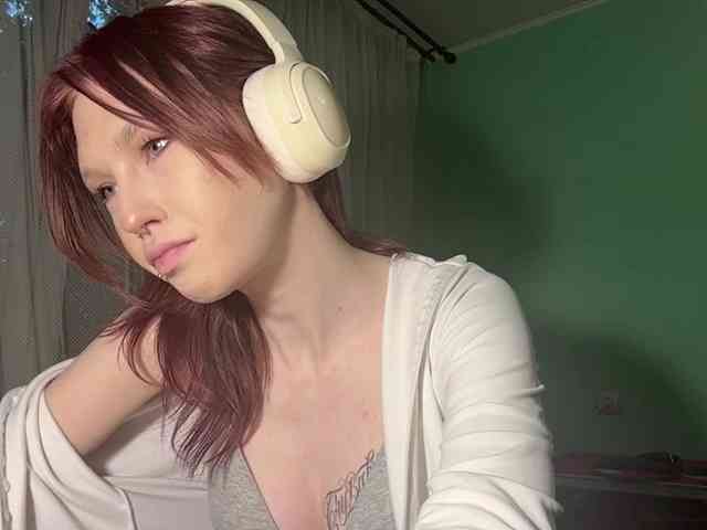 KarriMcinroy webcam