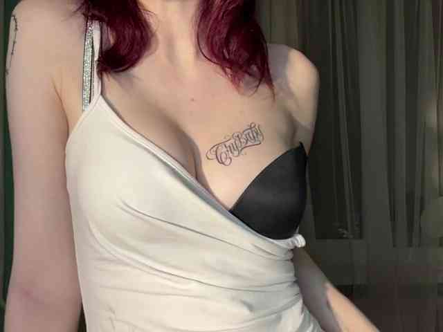 KarriMcinroy webcam