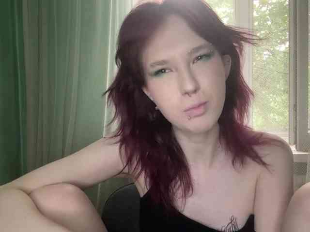 KarriMcinroy webcam