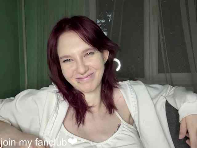 Karrimcinroy's cam show statistics and live stream
