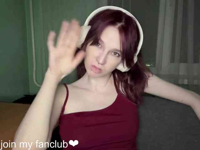 KarriMcinroy webcam